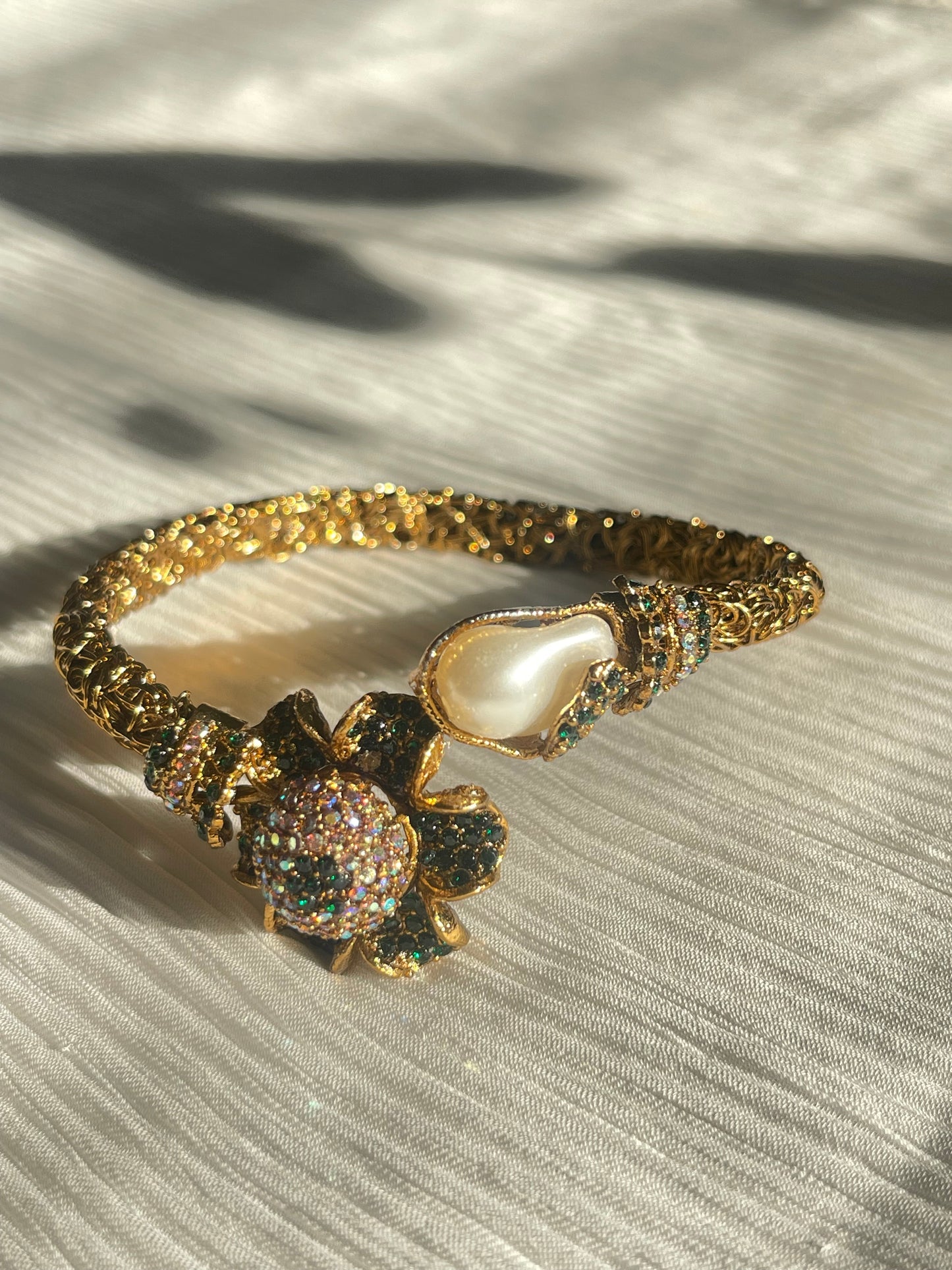 The Pearl and Emerald Affair