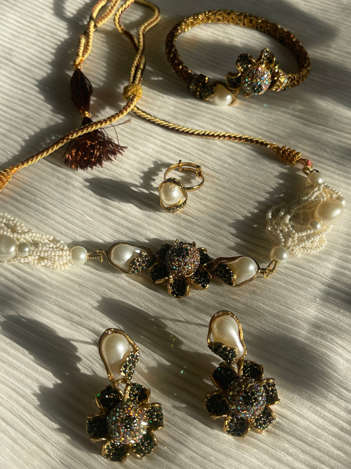 The Pearl and Emerald Affair