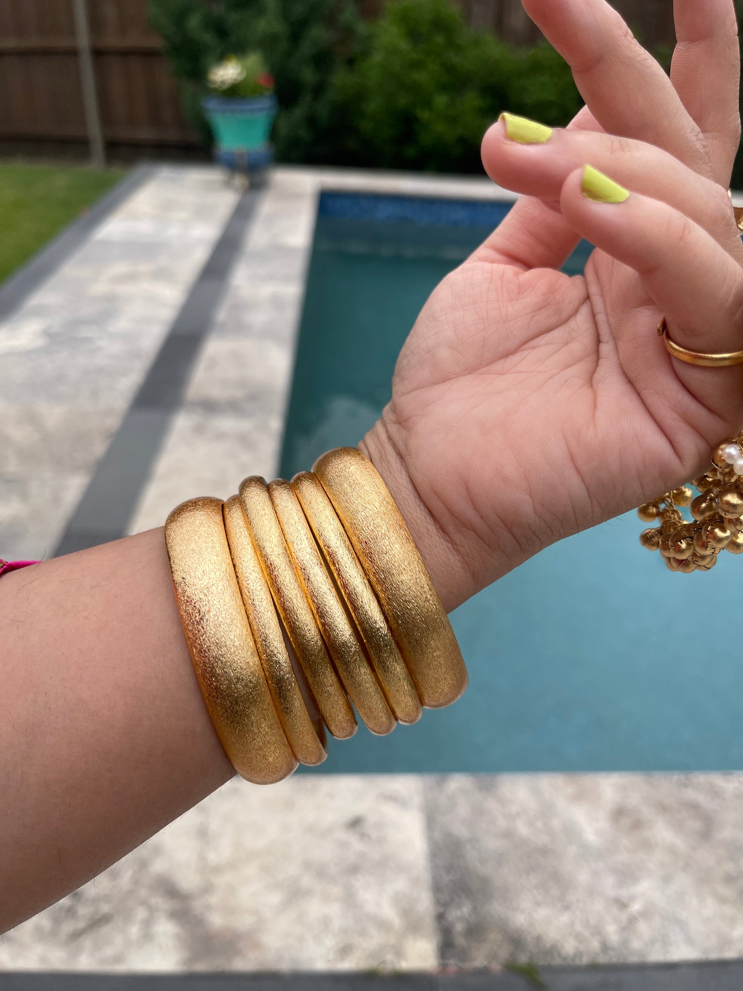 Ulfat Gold Bangles set