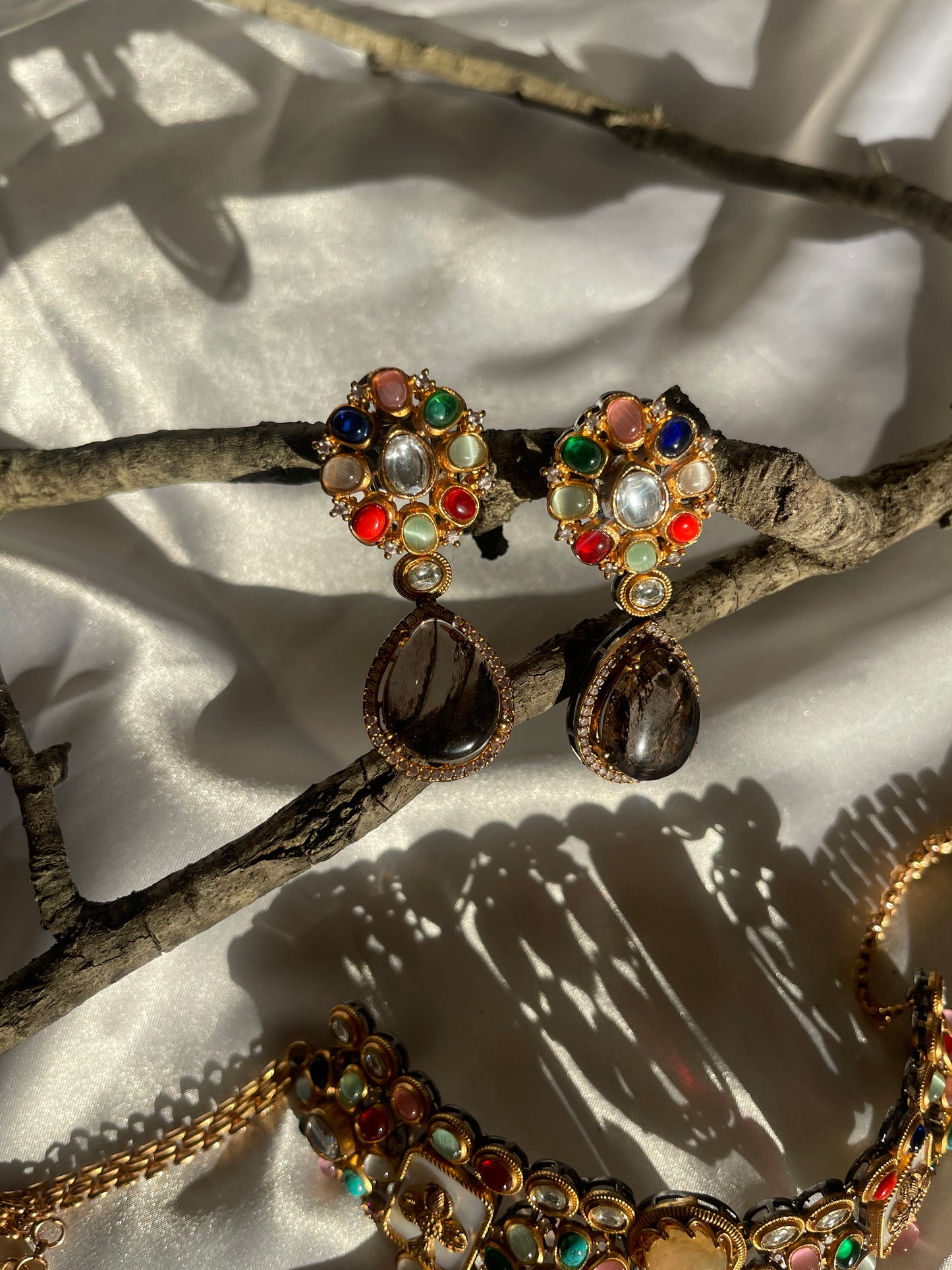 Royal Choker