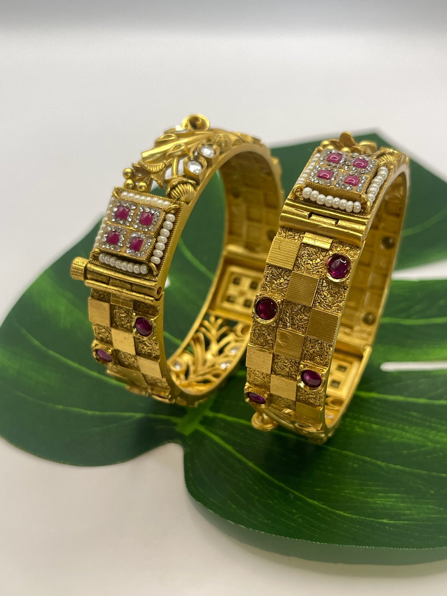 Golden Majesty Bangles