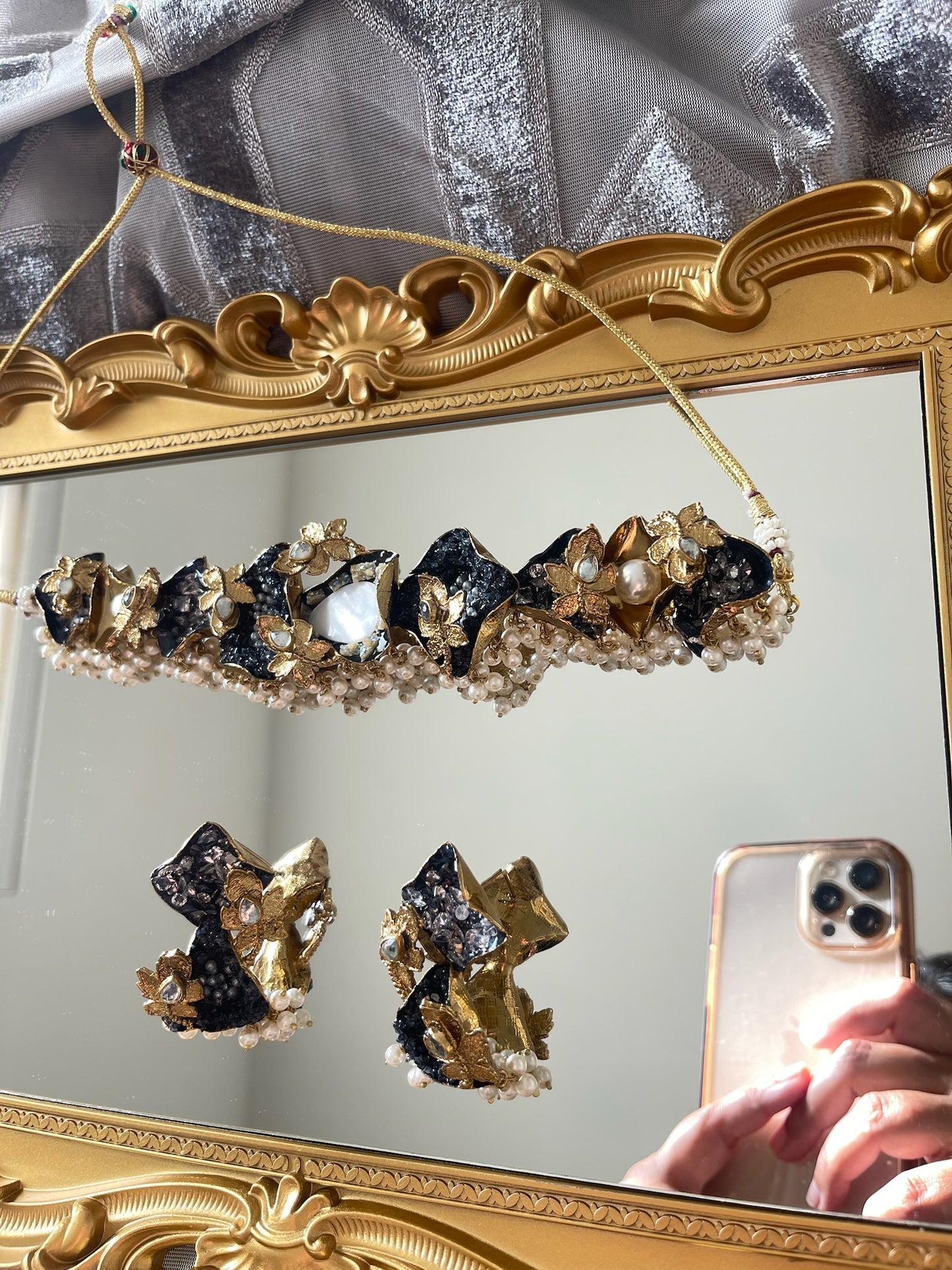 Opulent Bloom Choker Set