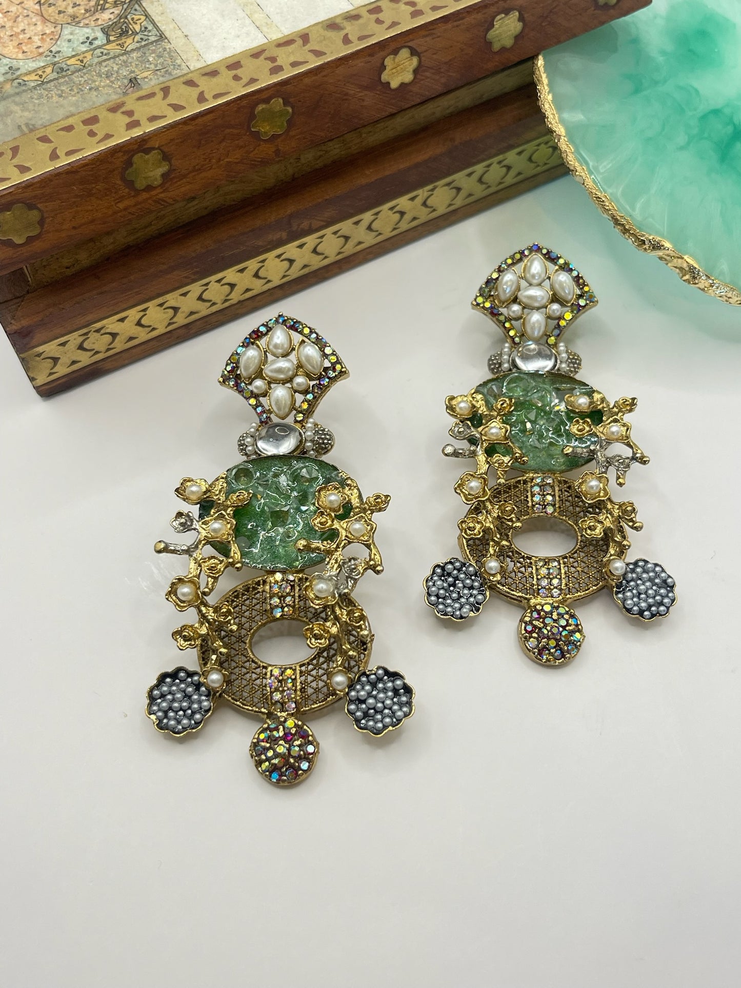 Shahi Jhumkay