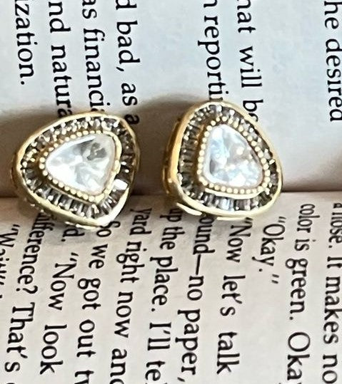 Noor Studs – Timeless Sparkle for Eid & Beyond