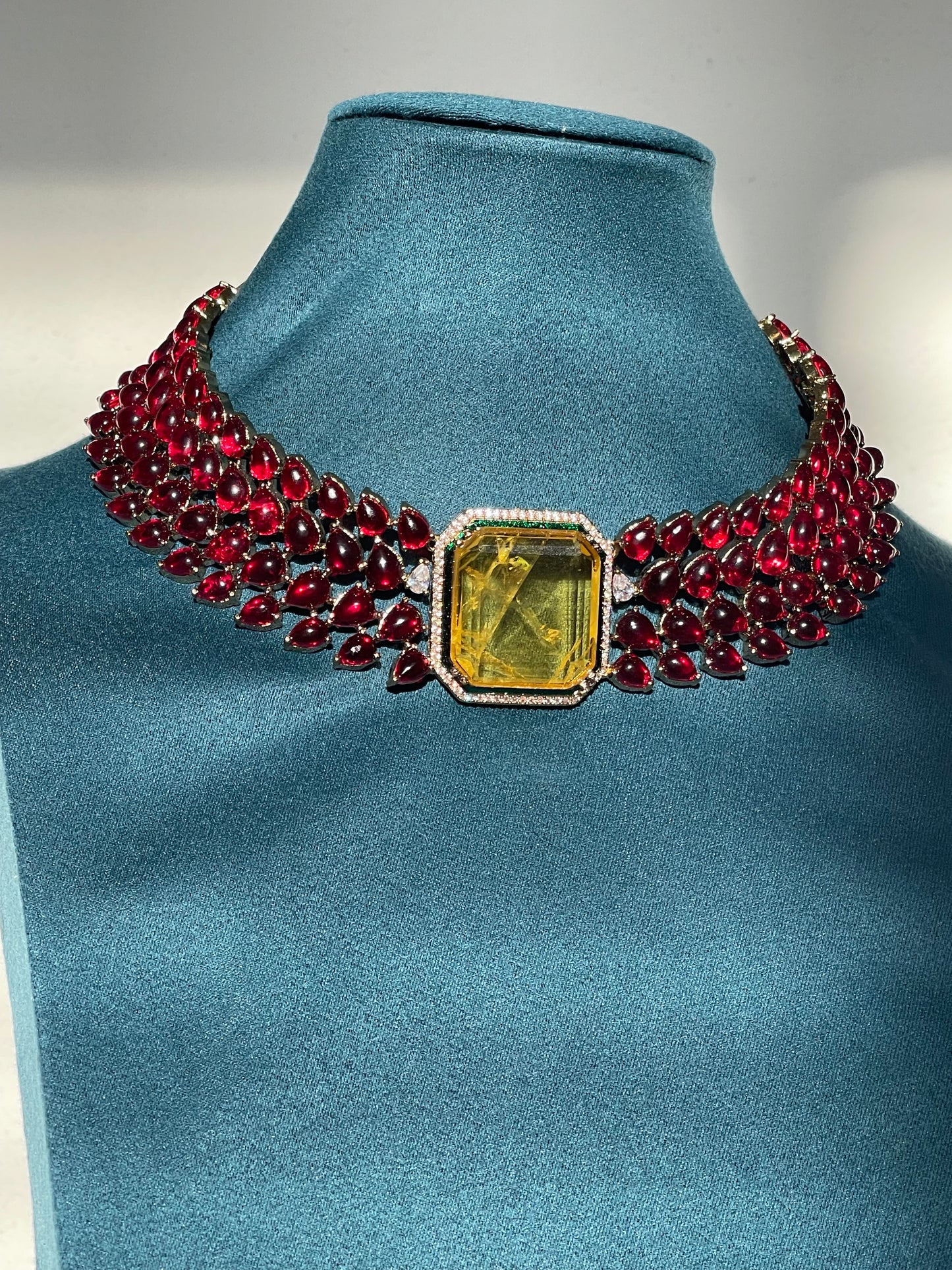 Zareen Noor Set