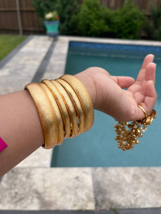 Ulfat Gold Bangles set