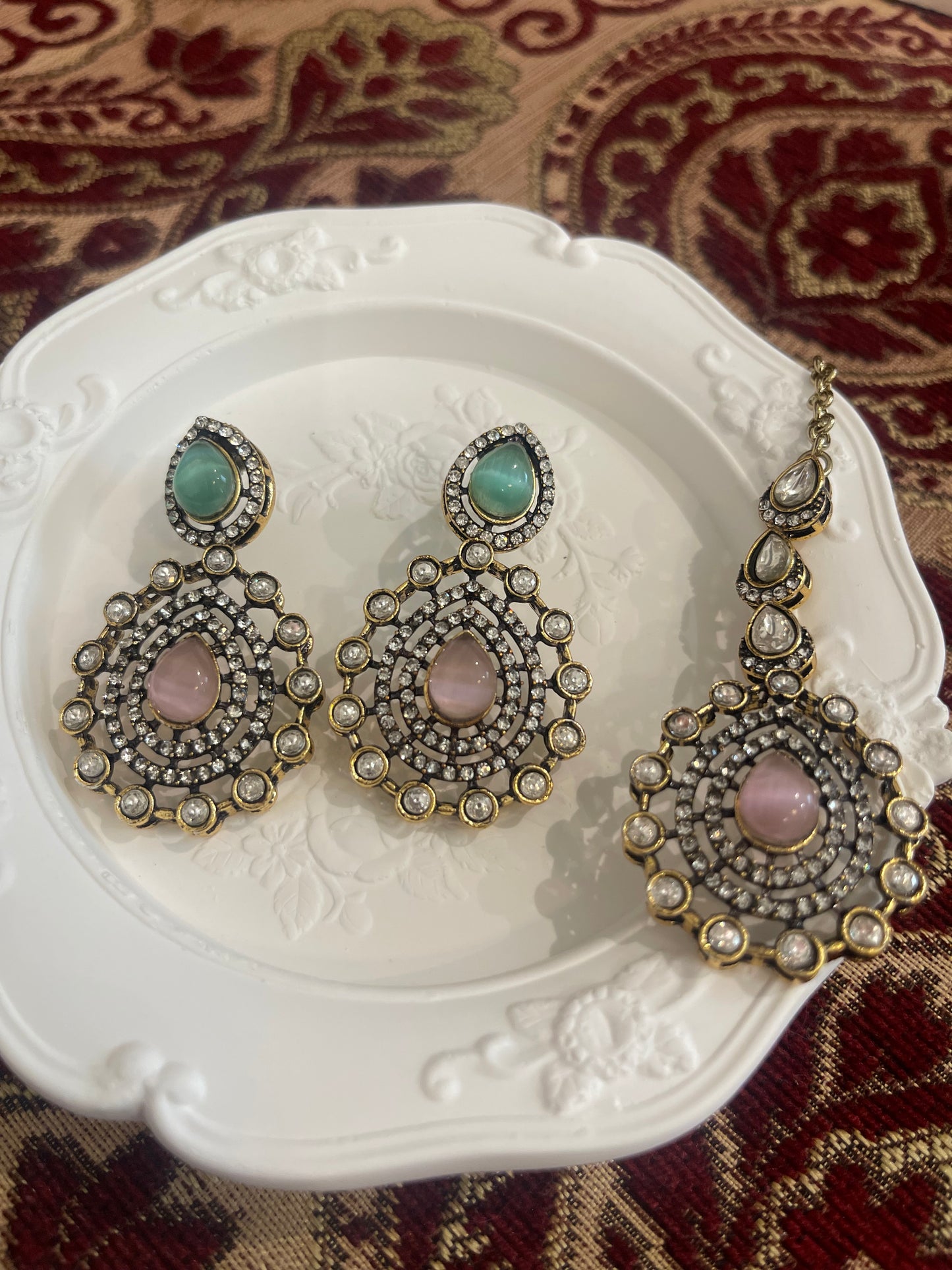 Noor-E-Sahar Necklace Set